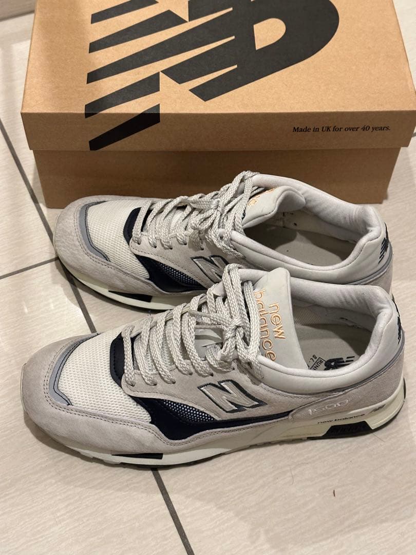 【美品】【希少カラー】ニューバランス New Balance M1500GWK