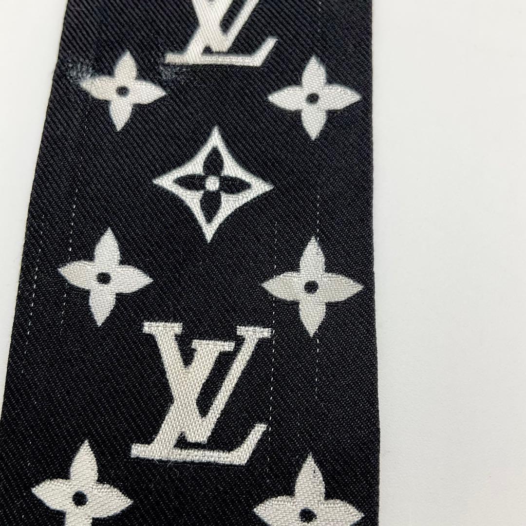 LOUIS VUITTON ヴィトン バンドー インフィニティ モノクロ ロゴ