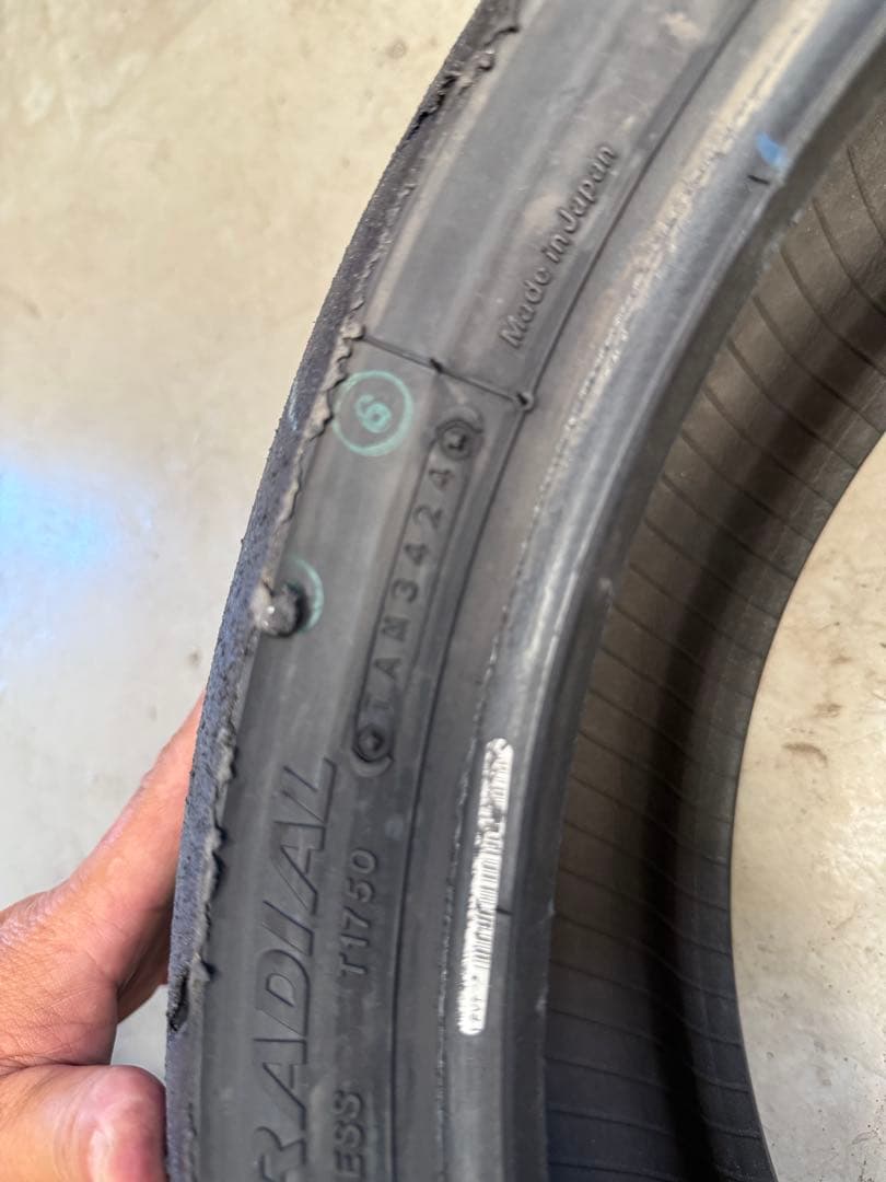 ST600 バトラックスR11前後　使用時間約40分　①