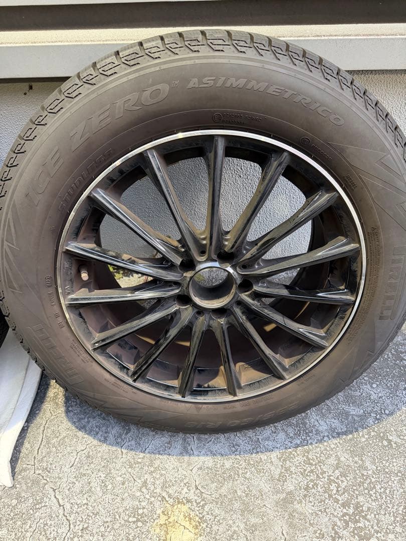 1月9日まで　Pirelli Ice Zero 18インチ スタッドレスタイヤ