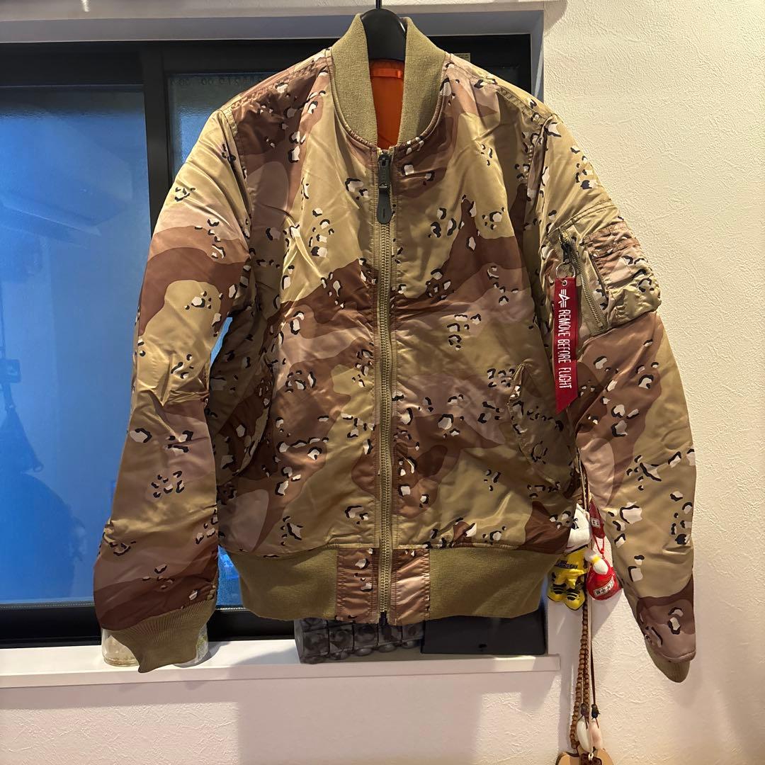 アルファ社製　別注デザートカモ　ma-1 XL