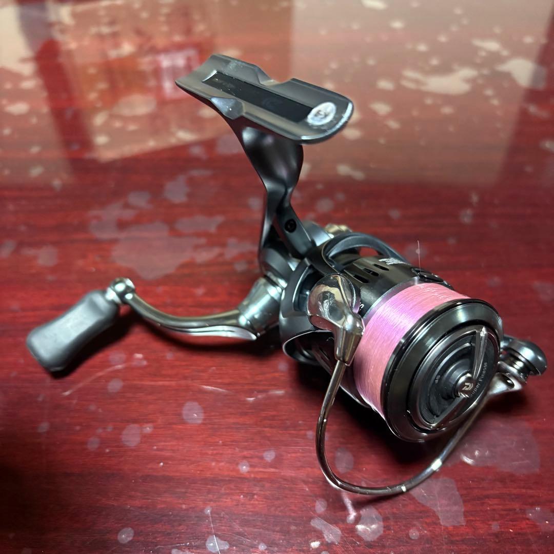 【ほぼ新品】 ダイワ エアリティ ST SF 2000SS-P