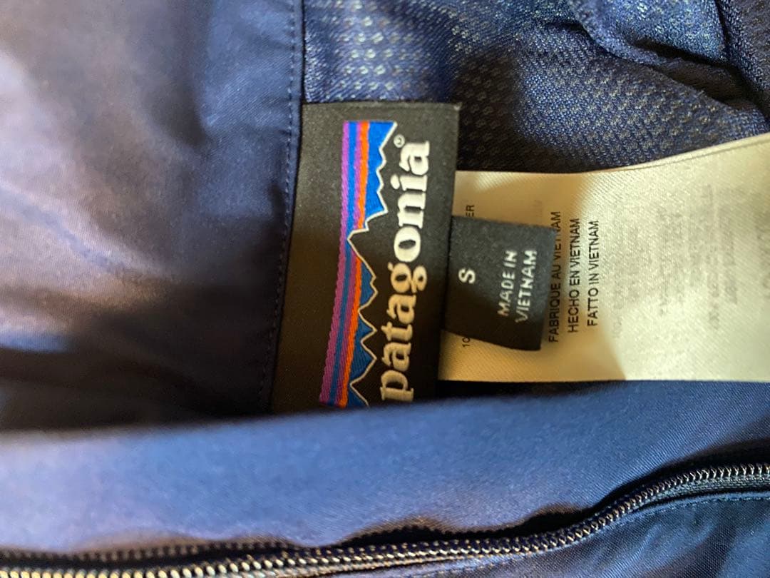 パタゴニア　GORE-TEX ネイビー スノーボードパンツ　170-175cm