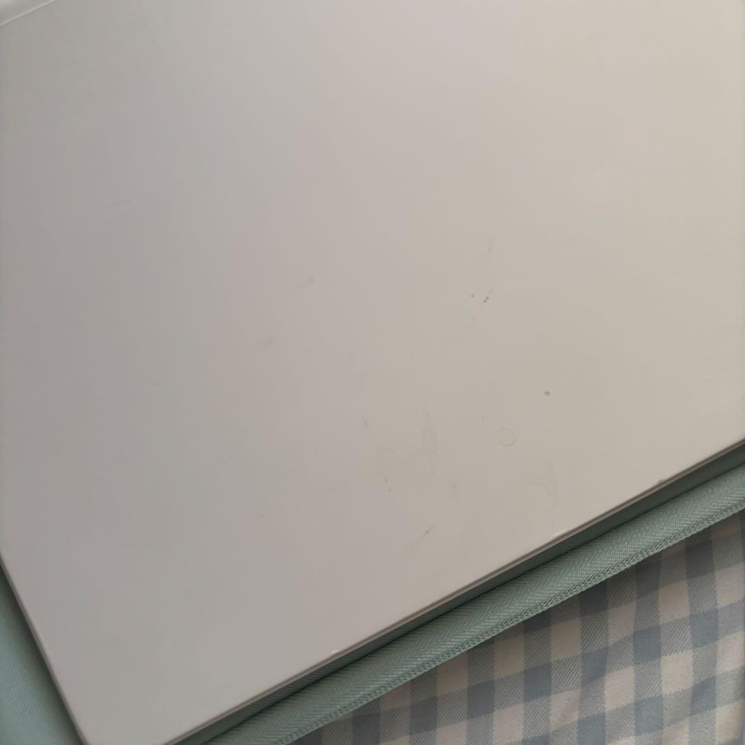 美品 iPad Magic Keyboard Pro 12.9インチ A2480