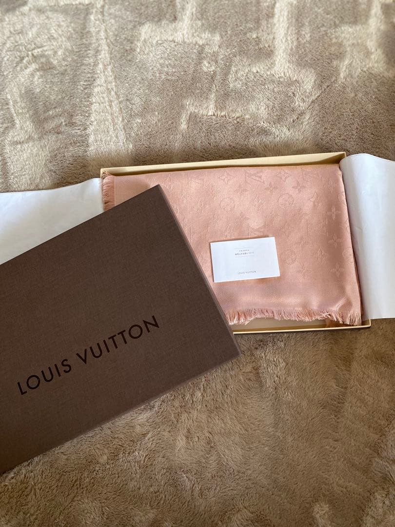 LOUIS VUITTON ピンク ストール