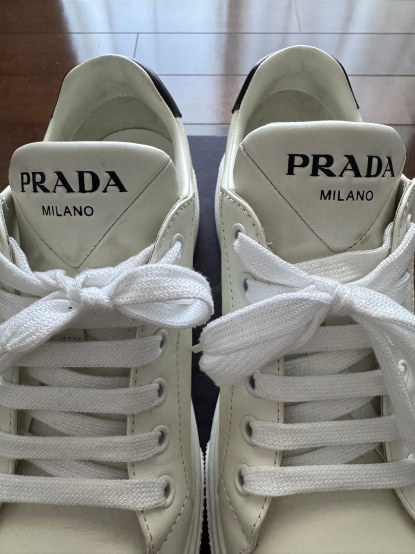 美品！PRADA スニーカー 37