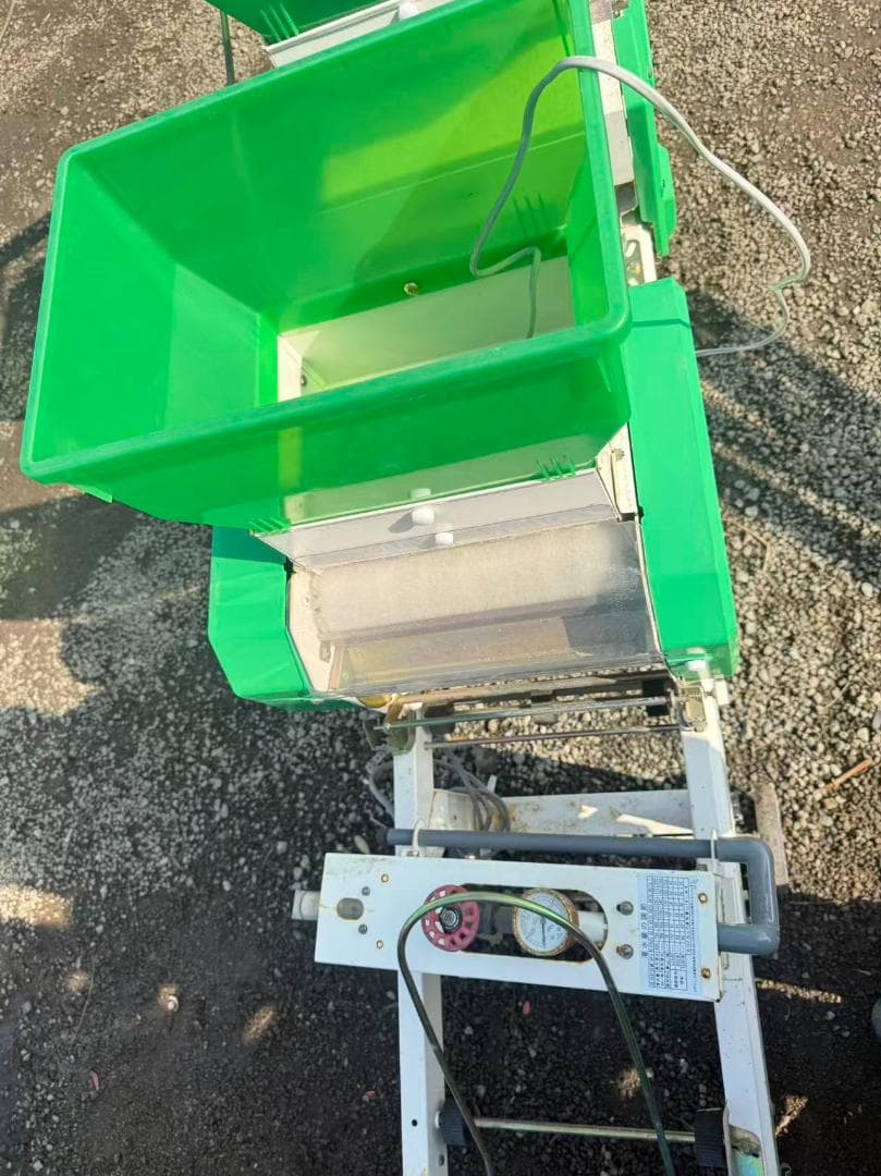 【福岡県みやま市】スズテック 中古 播種機 HK-207KB