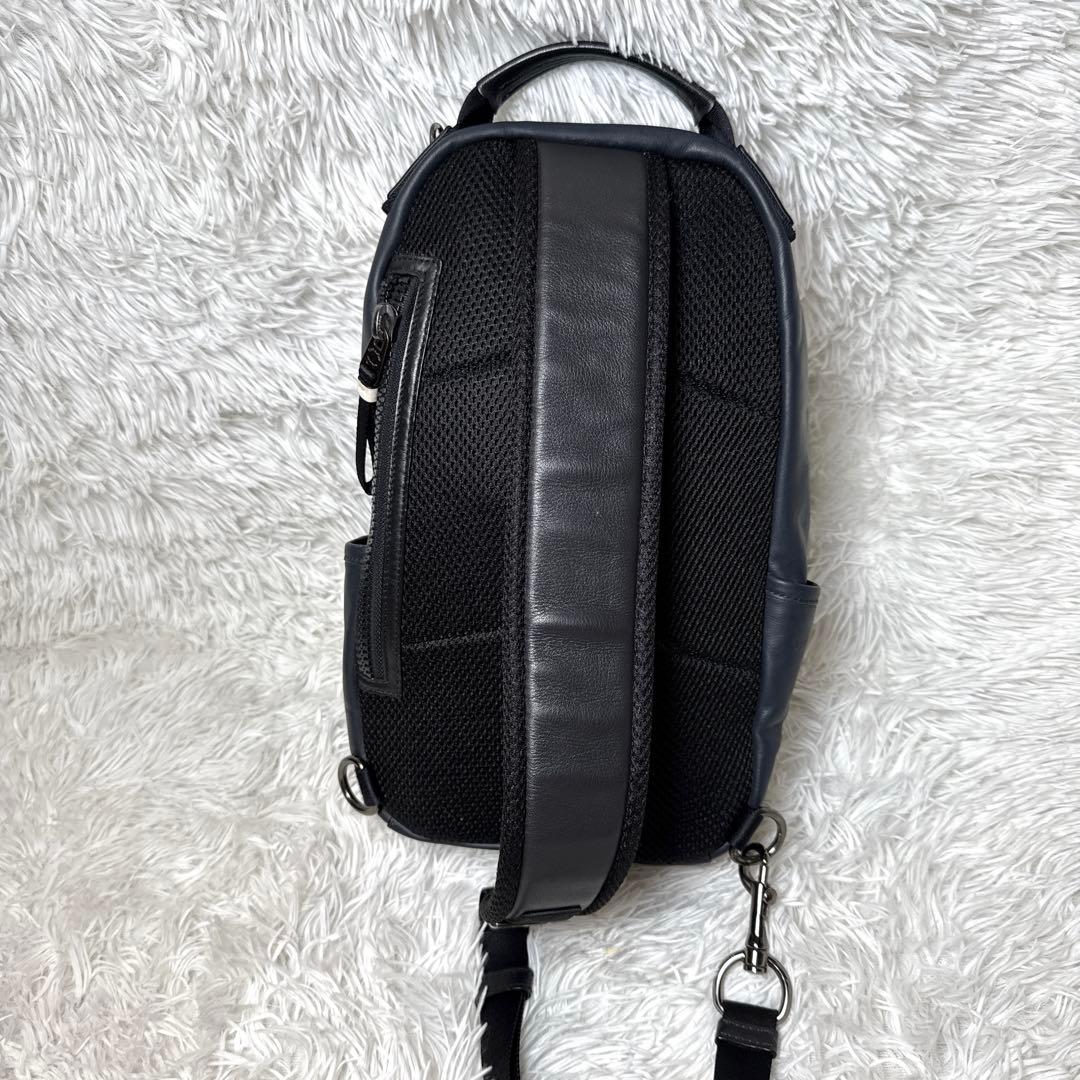 COACH ボディバッグ ショルダー シグネチャー レザー PVC 斜めがけ