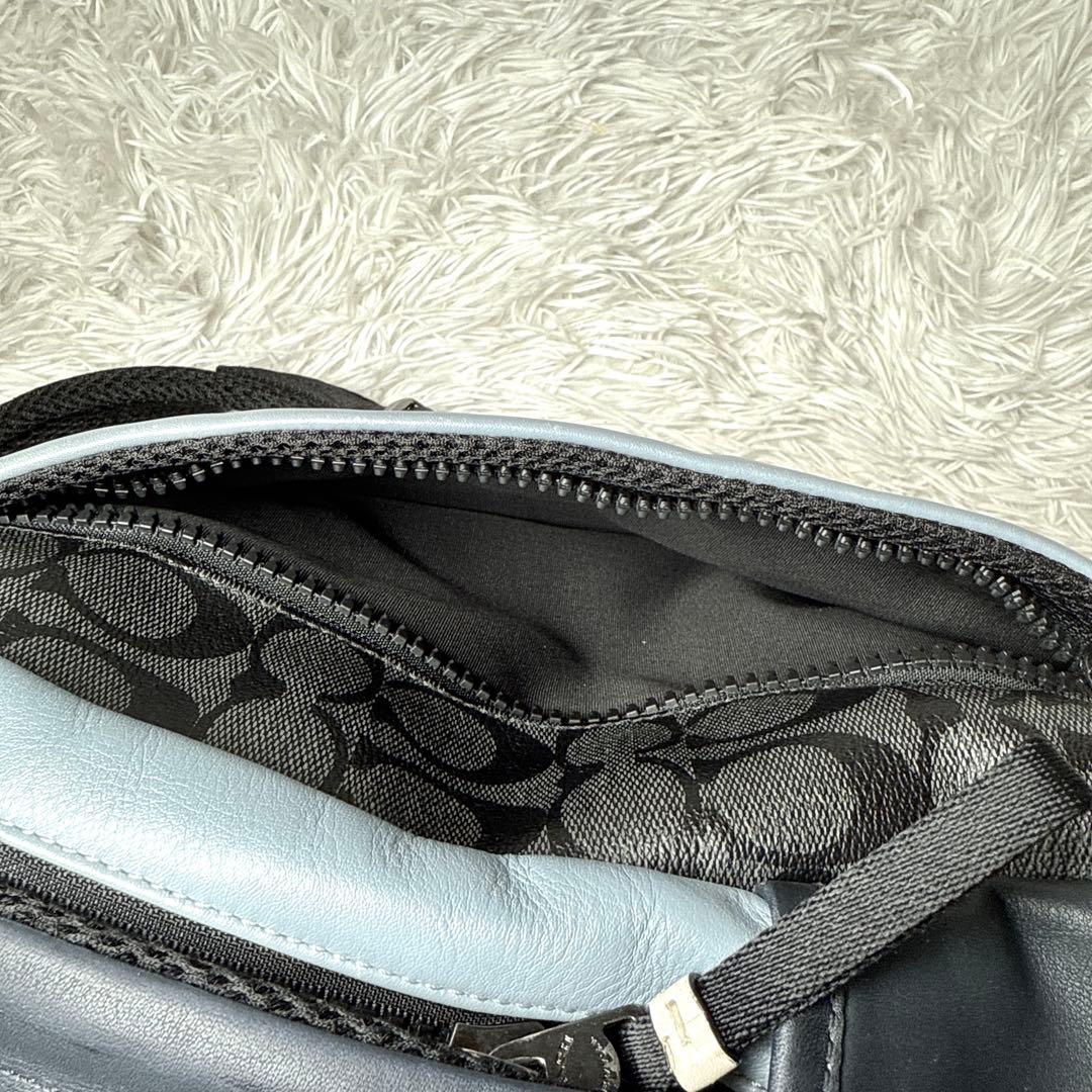 COACH ボディバッグ ショルダー シグネチャー レザー PVC 斜めがけ