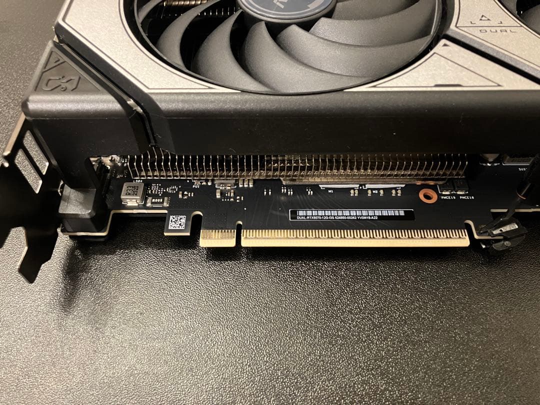 GeForce RTX 5070 12GB GDDR7 グラフィックボード