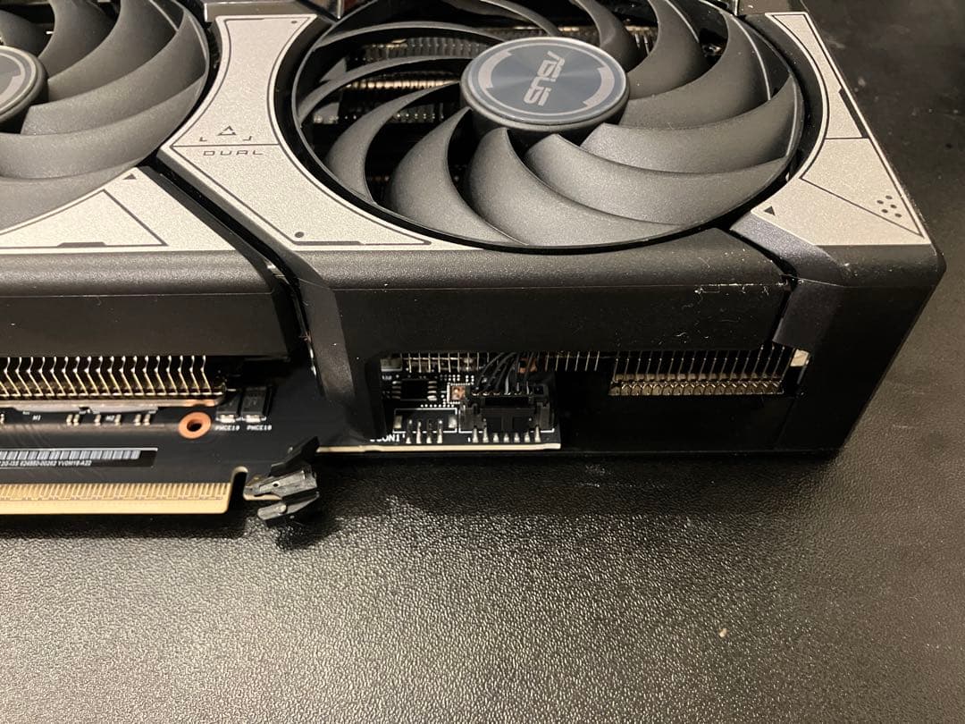 GeForce RTX 5070 12GB GDDR7 グラフィックボード