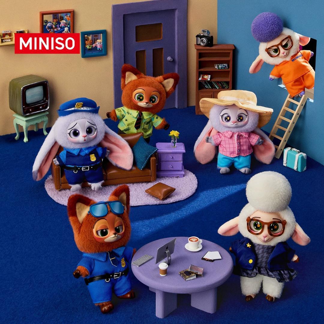 【♡】MINISO ディズニー　ズートピア ニック私服➕ジュディ私服