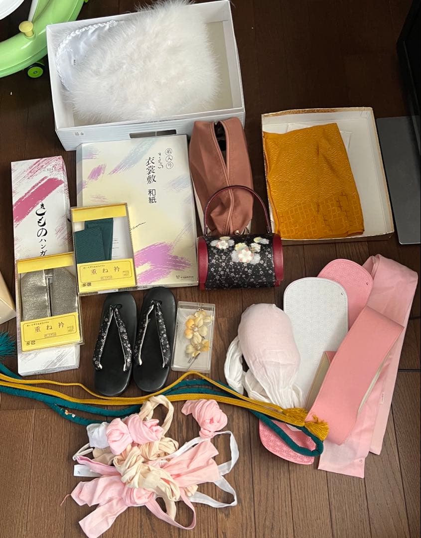 ☆最終値下げ☆ 成人式 振袖フルセット着物 黒白グラデーション バラ柄
