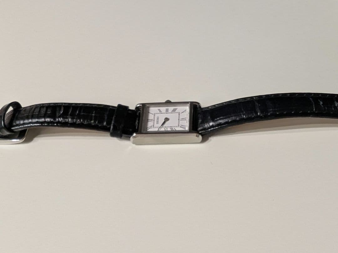 時計 SEIKO Essentials SWR053 tank roman