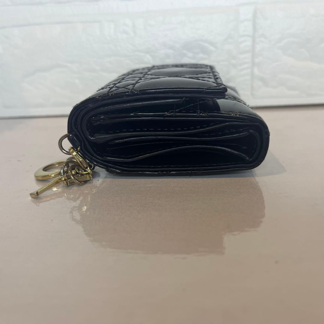 Dior 財布 レディディオール カナージュ ロータスウォレット エナメル 三折