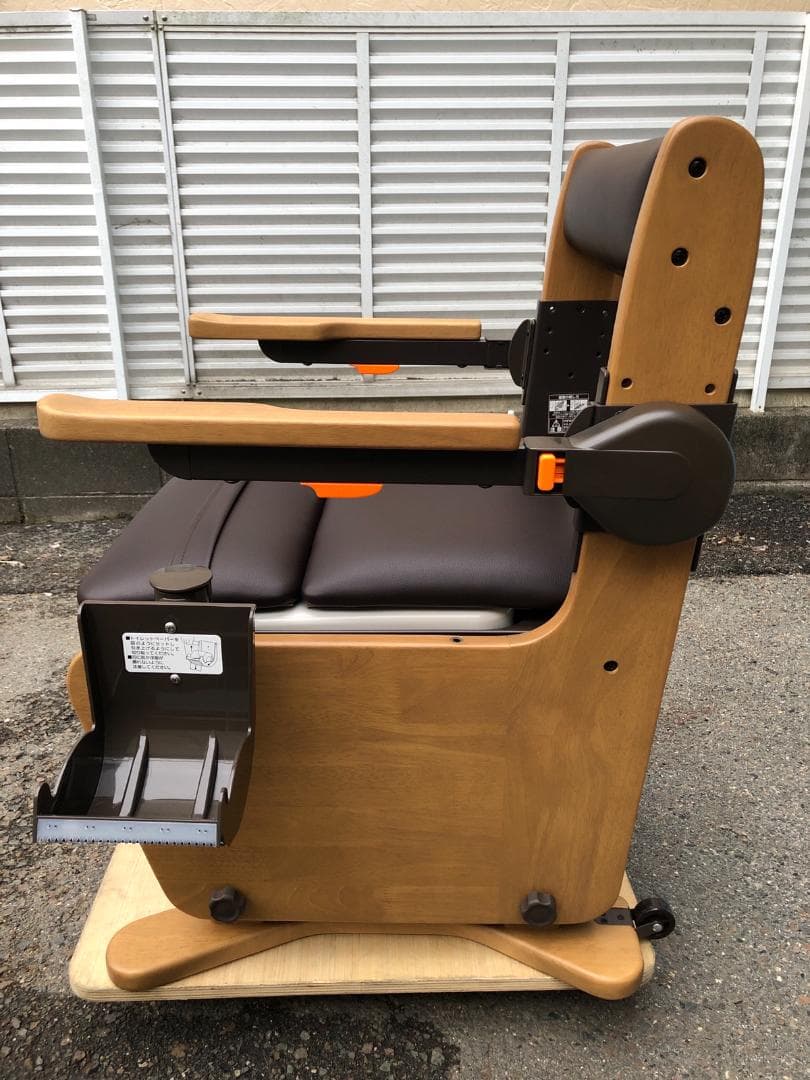 新品未使用 パナソニック ポータブルトイレ PN-L23406 2025年製