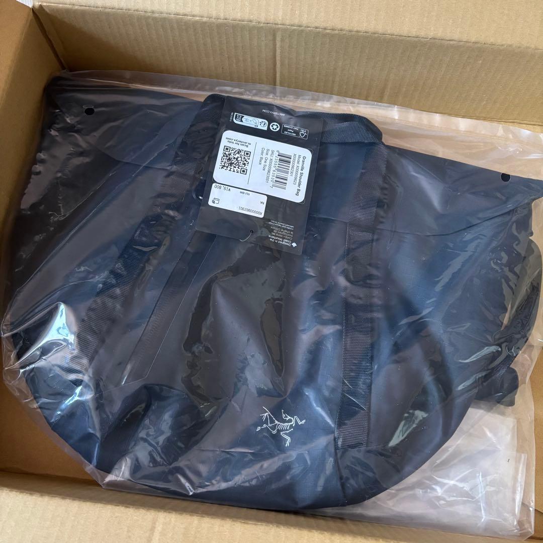 バッグ arc'teryx granville shoulder bag BLACK