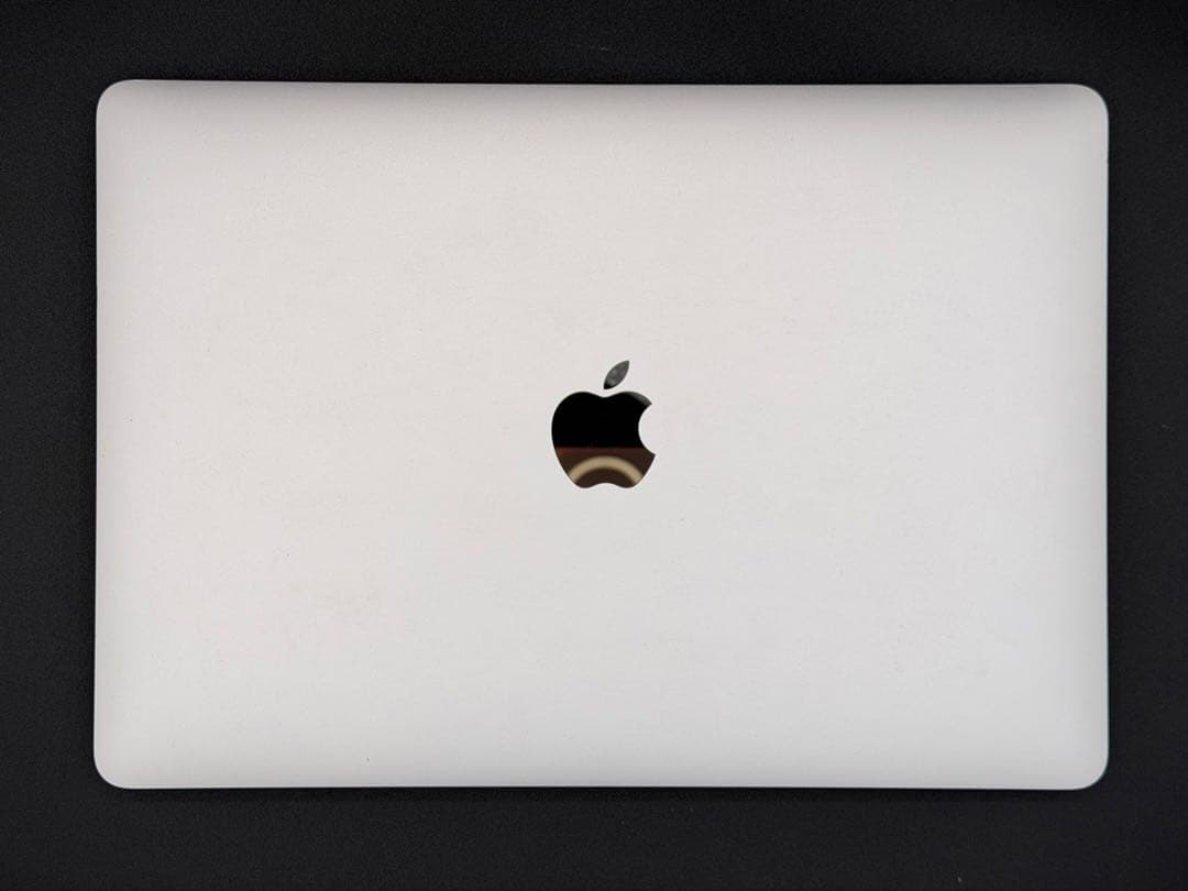 MacBookPro13 2016 TouchBar i5 8GB 256 本体