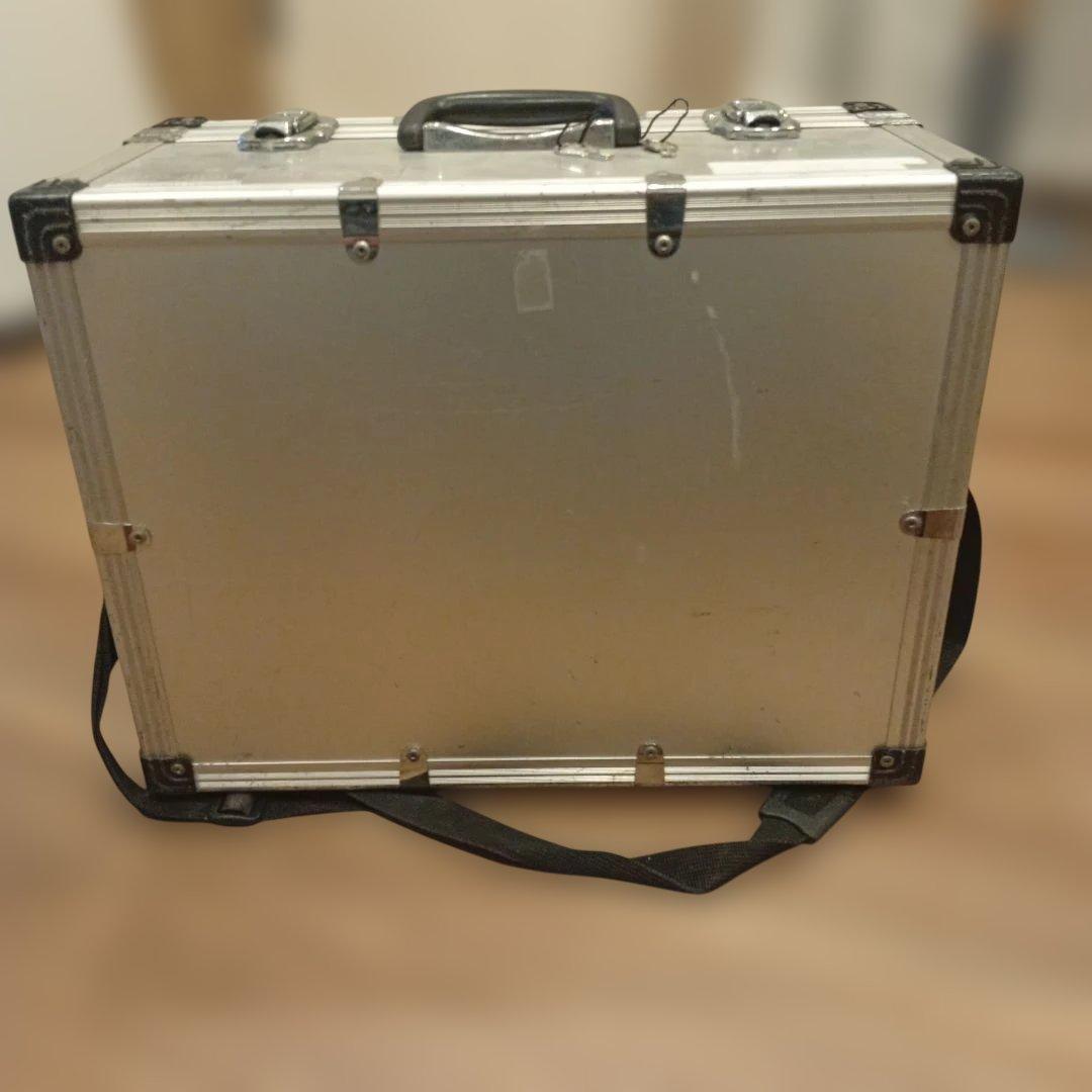 アルミ製セキュリティケース 鍵付き