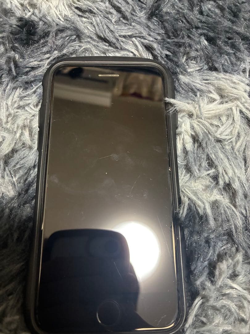 K*K様 Apple iPhone SE 第三世代　ブラック 本体　不具合なし