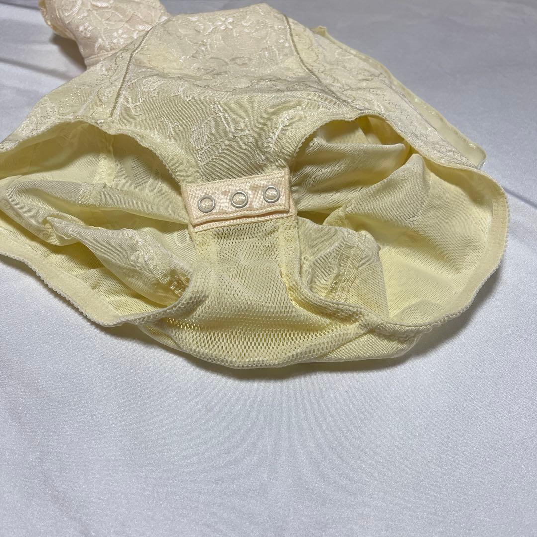 ボディースーツ シャンパンゴールド