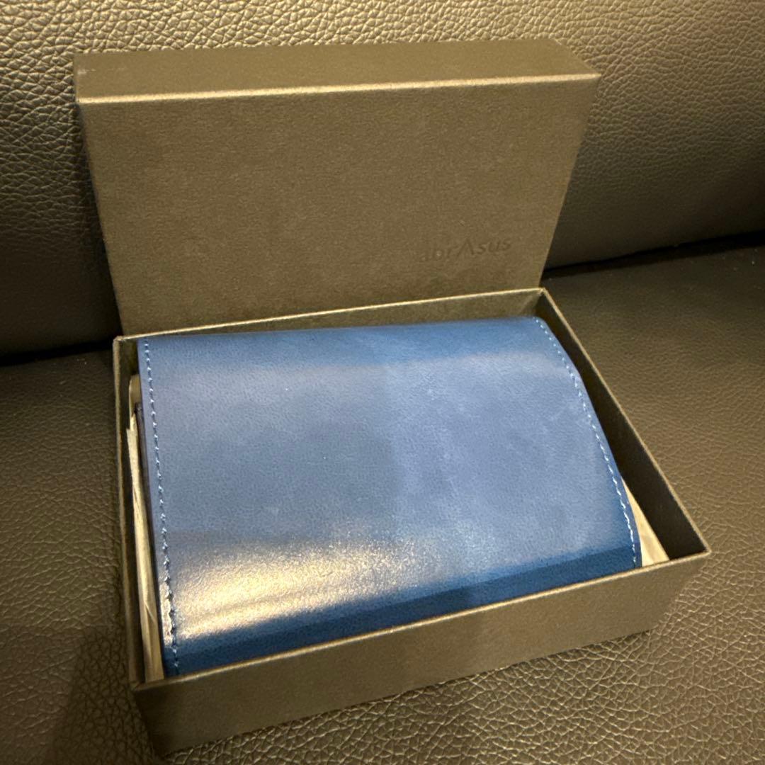 いっぱい入る小さい財布 アブラサス ブルー