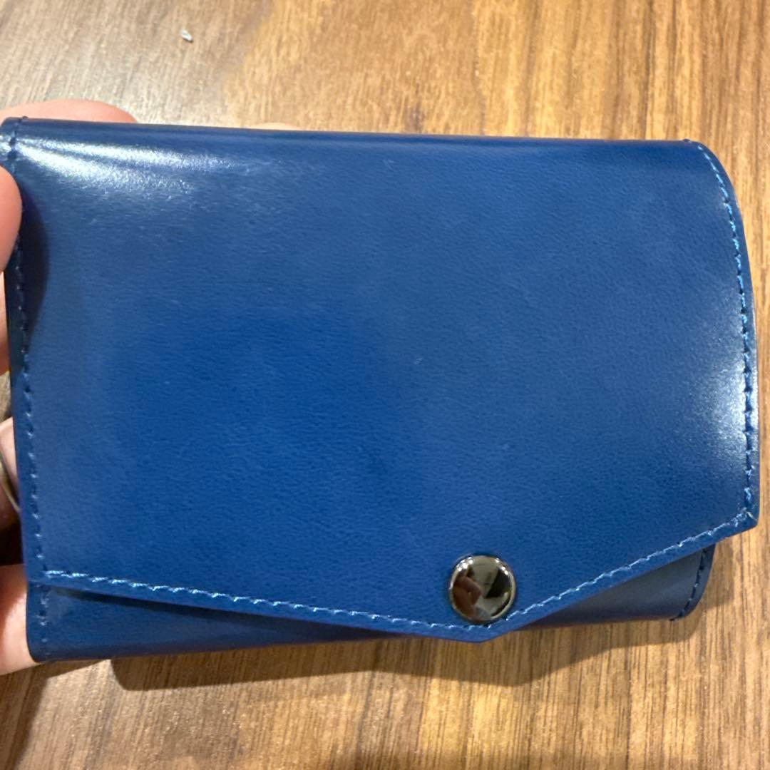 いっぱい入る小さい財布 アブラサス ブルー