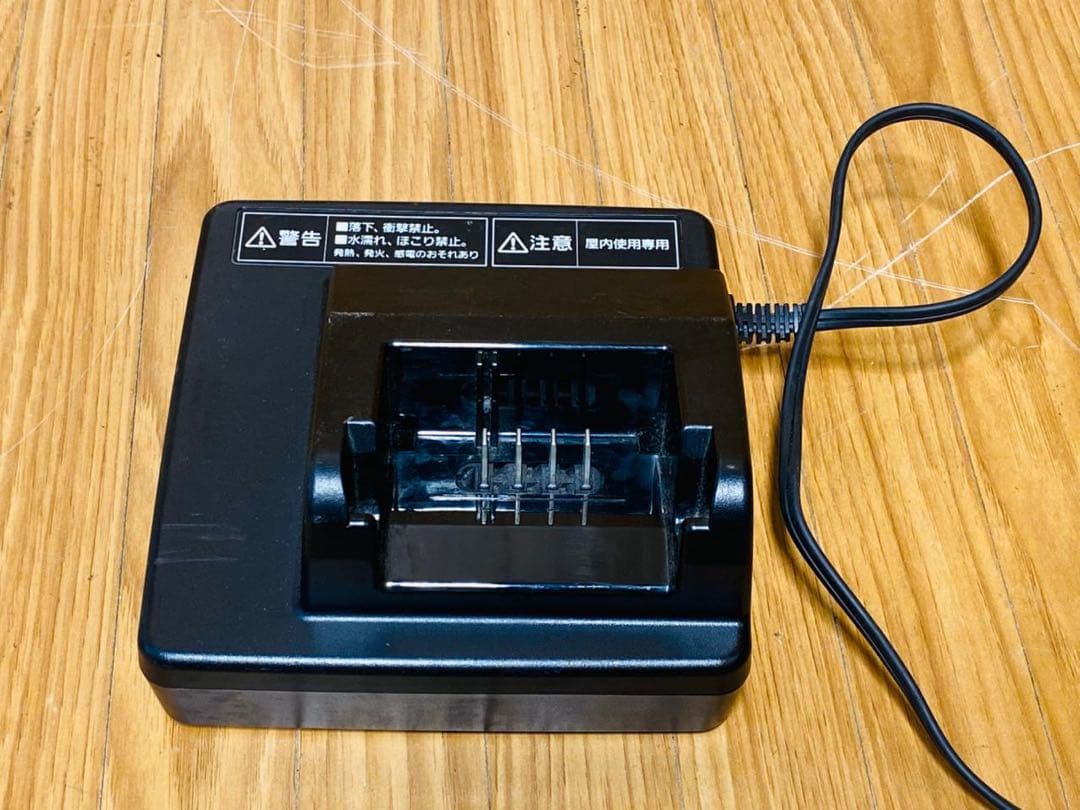 Panasonic 電動自転車用充電器 NKJ074Z2