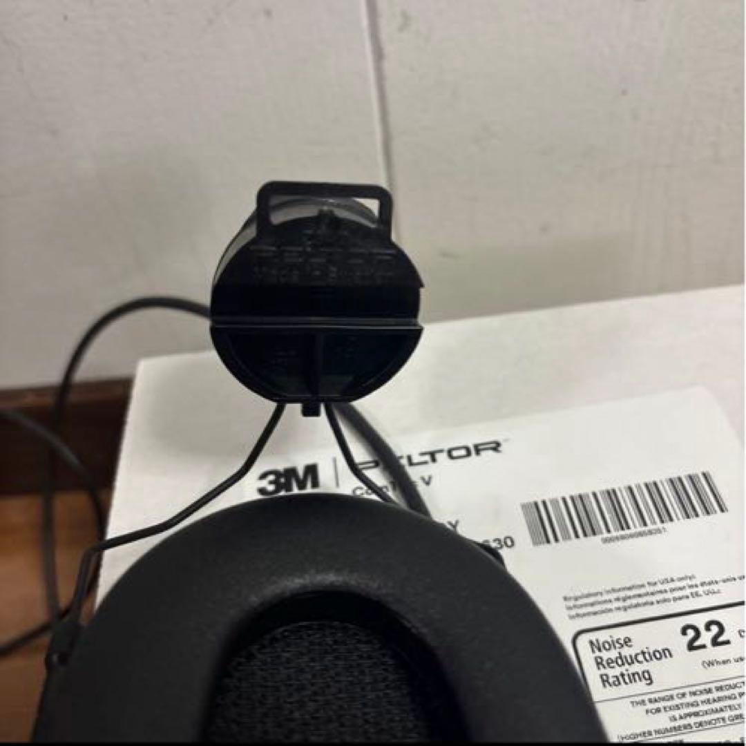 未使用品　米軍放出品　実物　PELTOR COMTAC V 送料無料