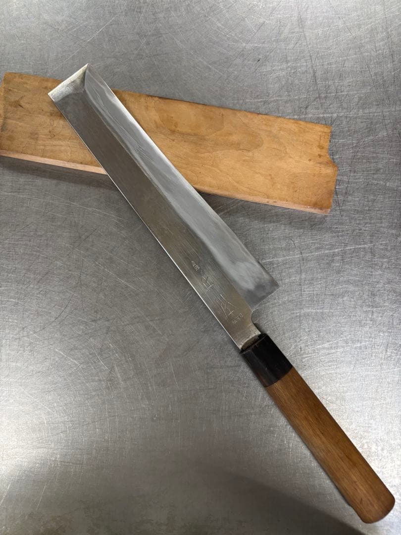 登録正本総本店 薄刃包丁 8寸 鞘付き