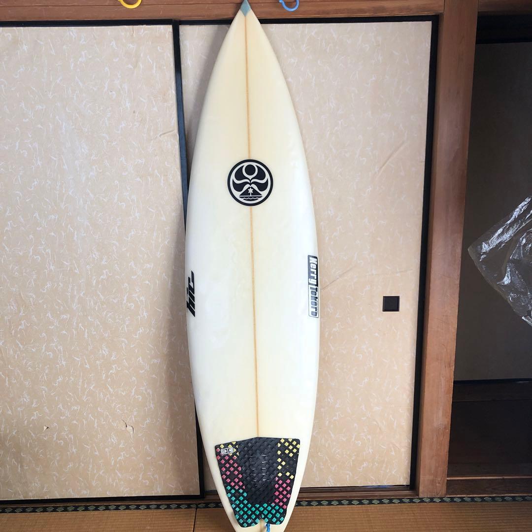 HIC サーフボード 6’0 ケリートコロ FCSフィン付