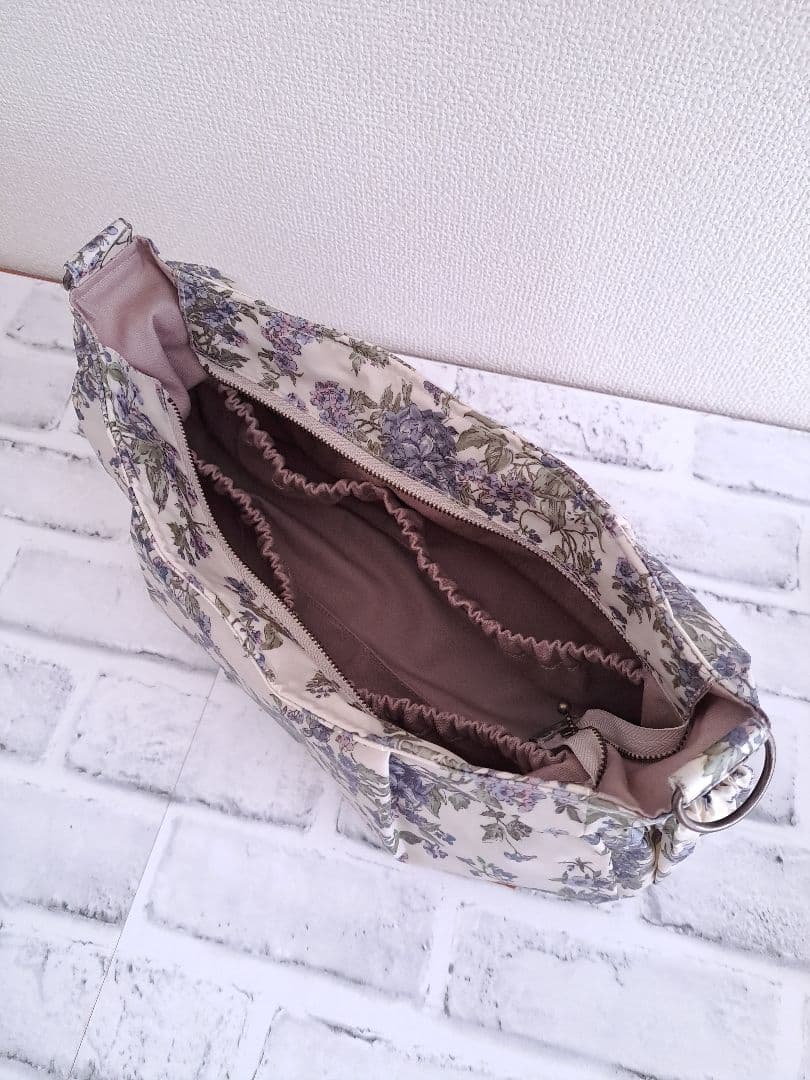 セリーヌ　ブルー　横長ショルダーBag