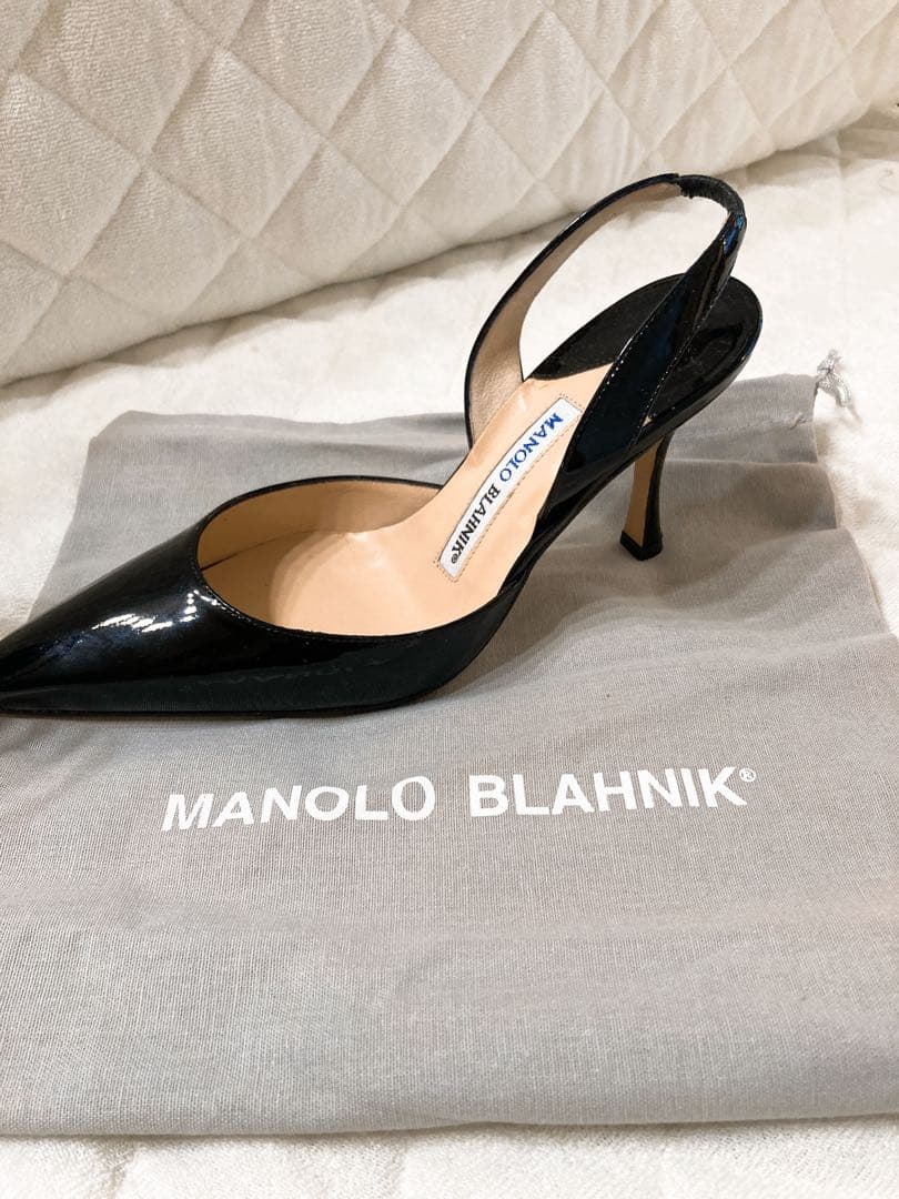 MANOLO BLAHNIK ブラック ハイヒール