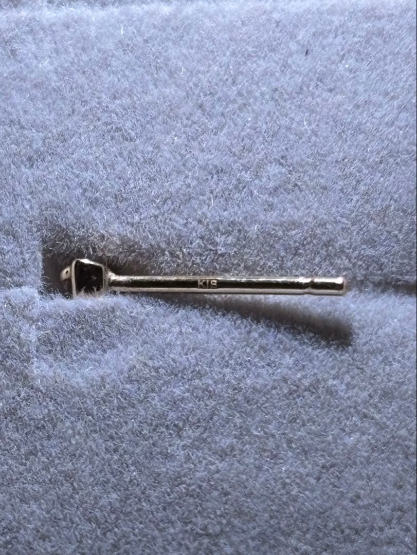 ジュエリーつつみ　Ｋ18金　天然ダイヤピアス