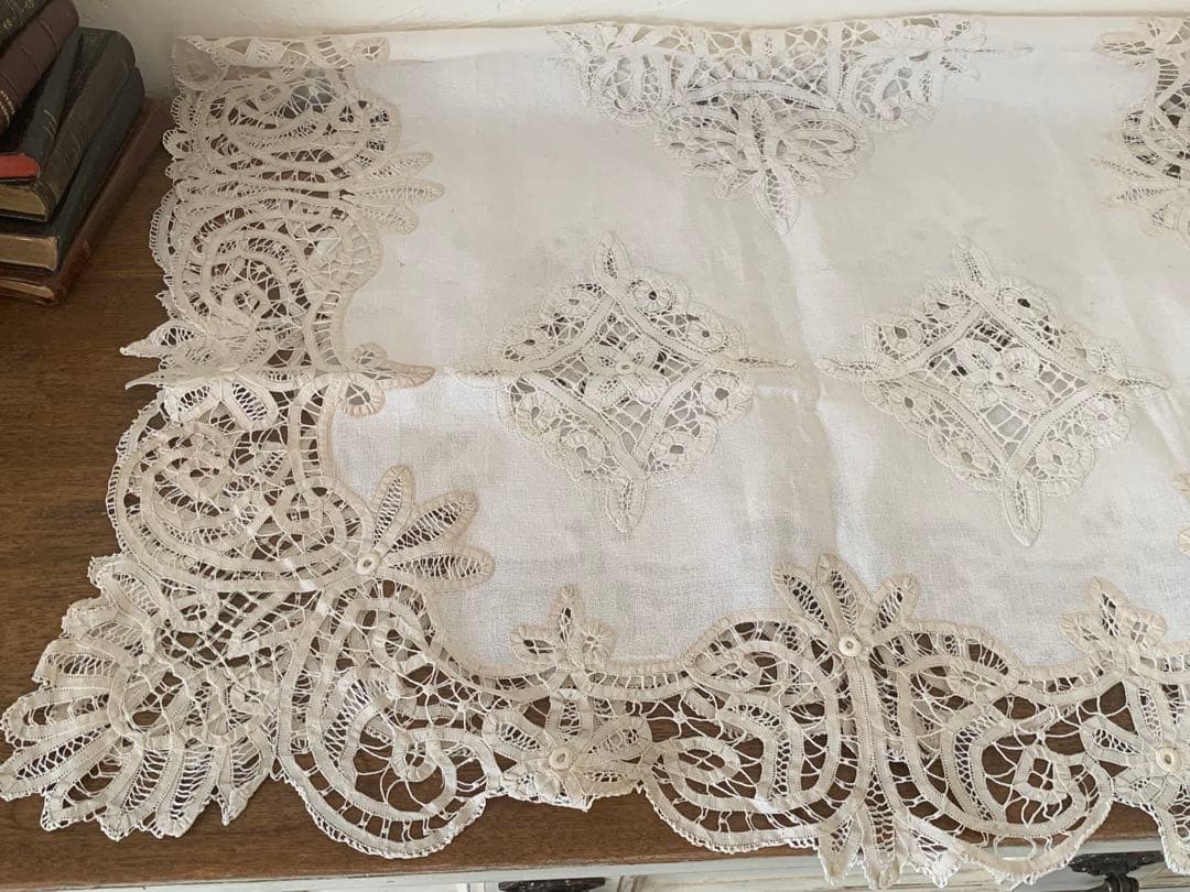 iori バテンレース　テーブルクロス　ハンドワーク　蚤の市