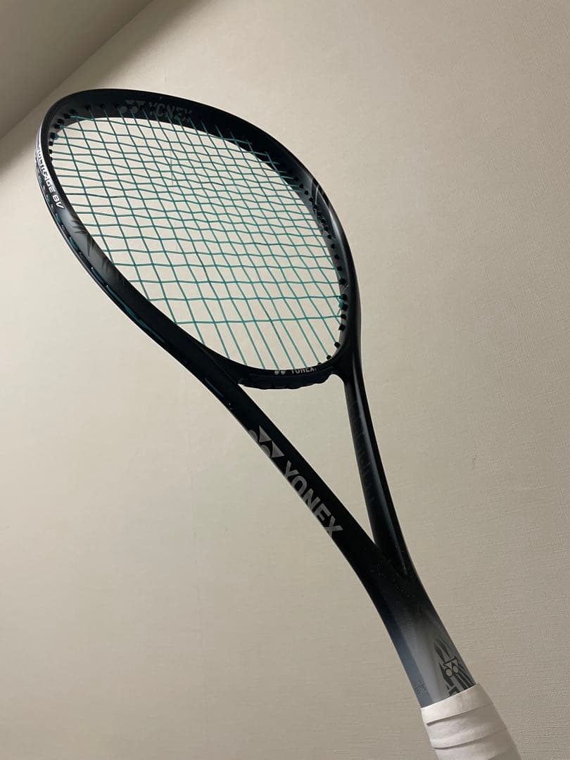 ヨネックス ボルトレイジ8V UL1