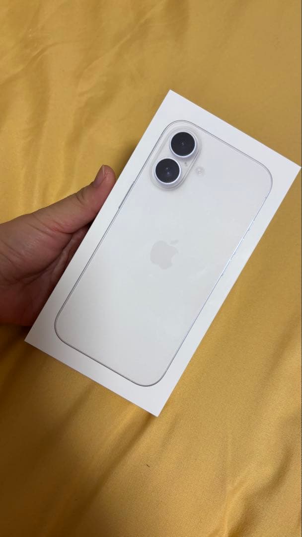 新品・未使用 iPhone16 128GB ホワイトSIMフ リー