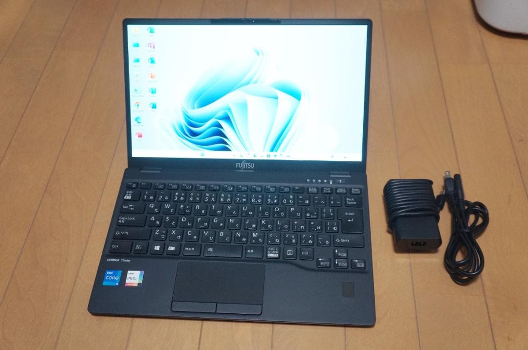 富士通 LIFEBOOK U9311/F i5 16G 256G Office