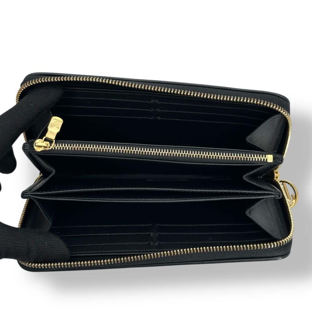 未使用に近い　ルイヴィトン モノグラム クッサン ジッピーウォレット ノワール