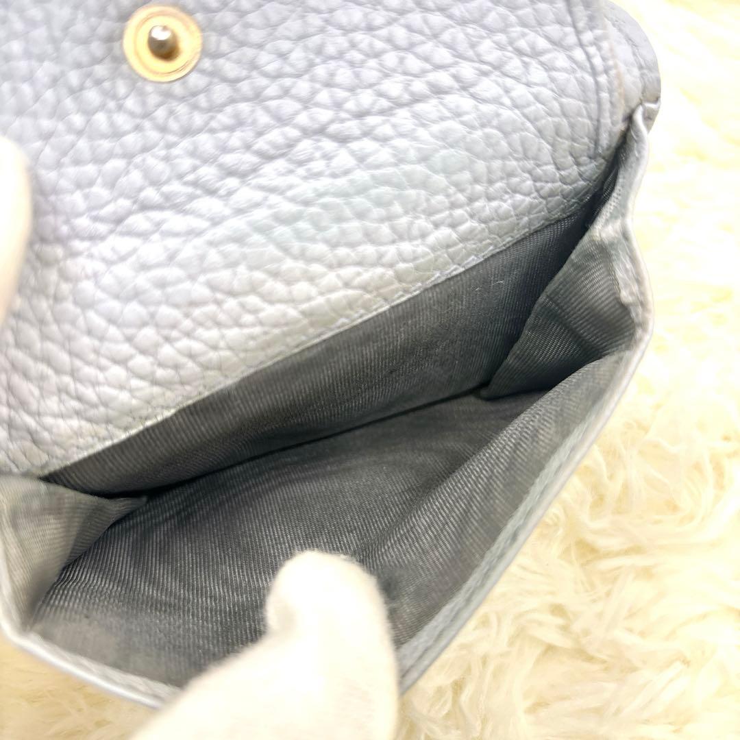 現行♡ミュウミュウ 三つ折り財布 ヴィッテロダイノレザー コーンフラワーブルー