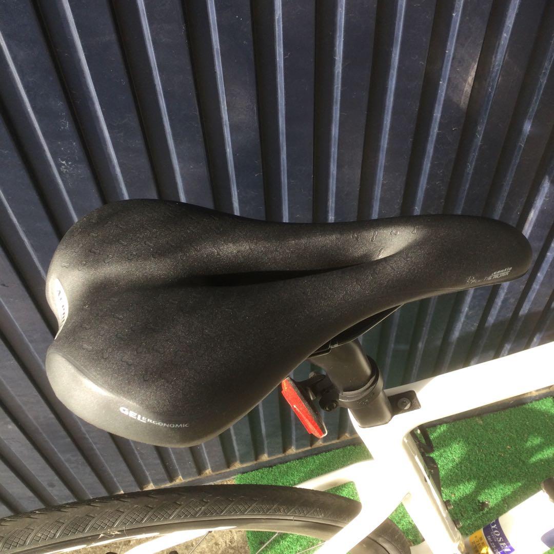 FOCUS ロードバイク ホワイト フルクラムホイール　引き取り限定