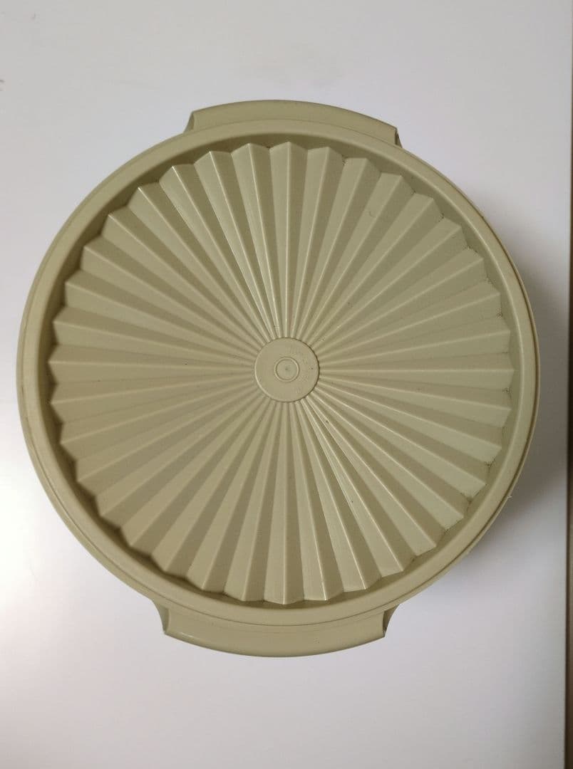 タッパーウェア　マキシデコレーター