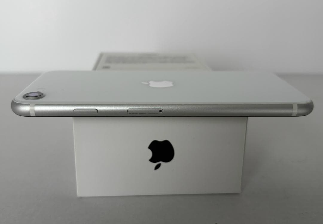 iPhone SE 第2世代 ホワイト (ジャンク)