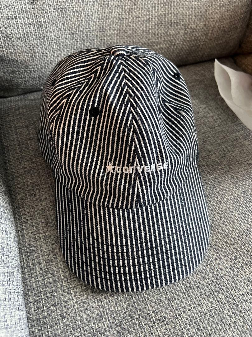 MCM レッド ベースボールキャップ