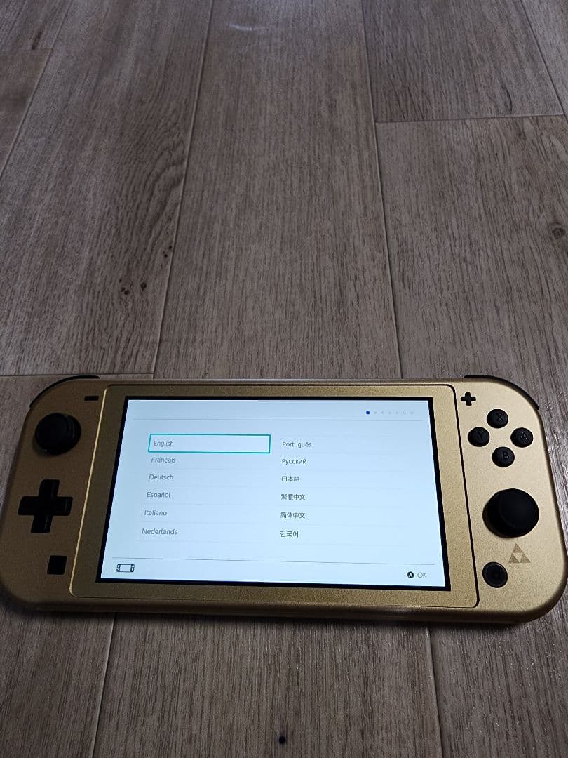 Switch Lite ハイラルエディション