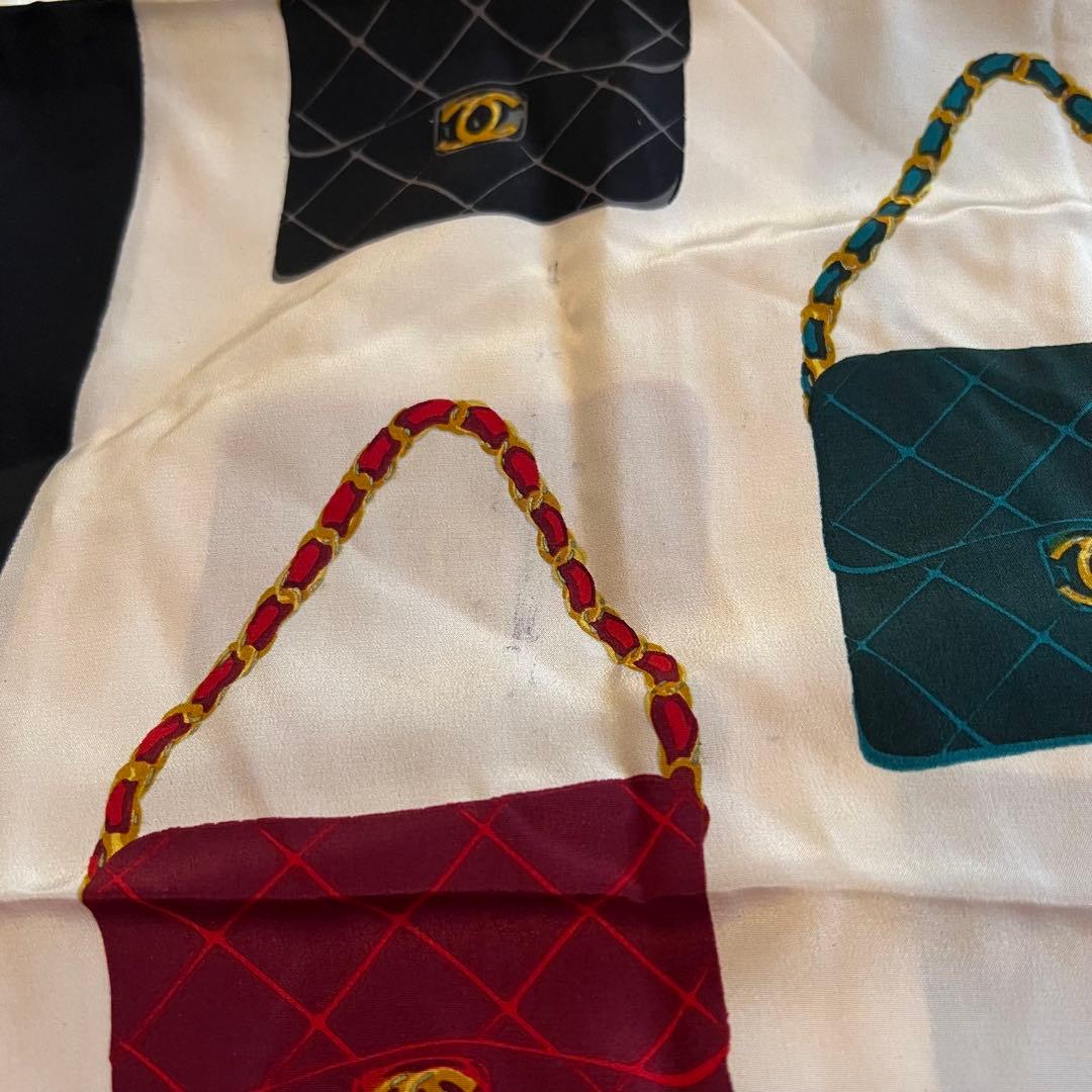 CHANEL シャネル バッグデザイン スカーフ　かばん柄