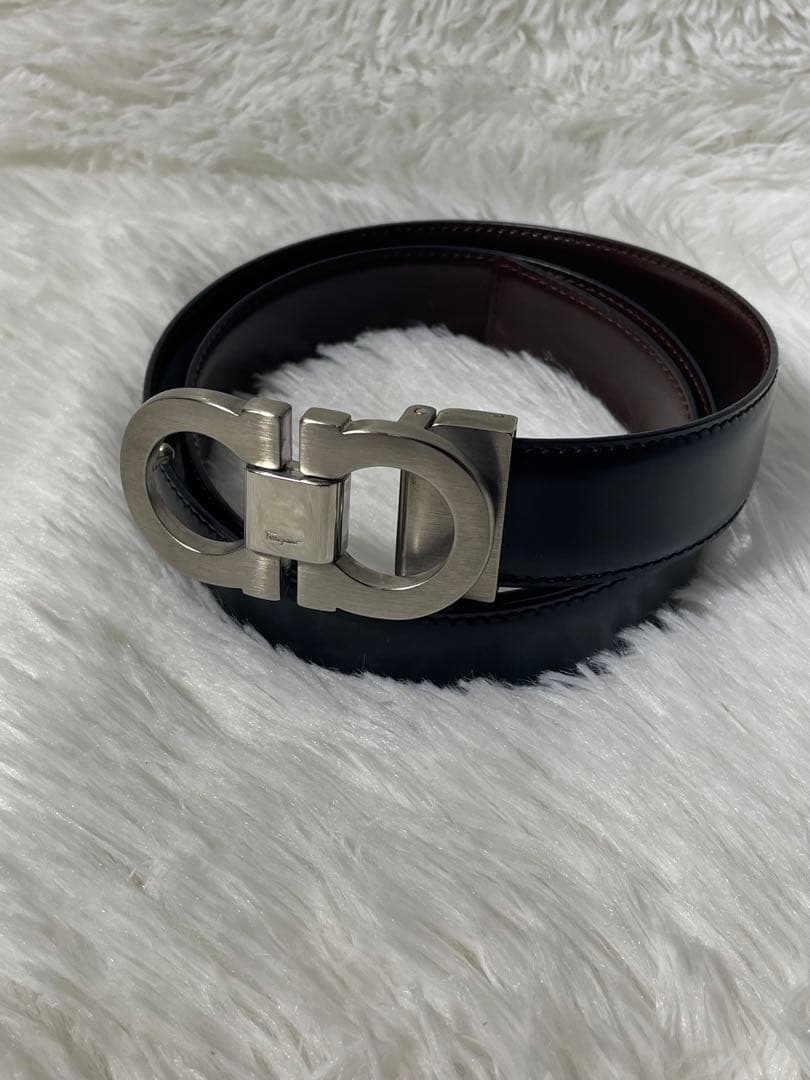 美品　フェラガモ ガンチーニ レザーベルト ブラック 本革 イタリア製