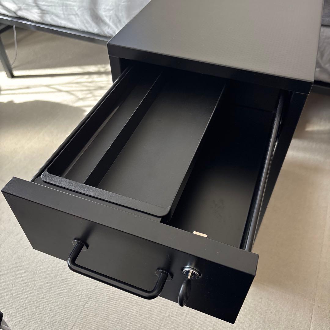 ジャーナルスタンダードファニチャー　メッシュワゴン