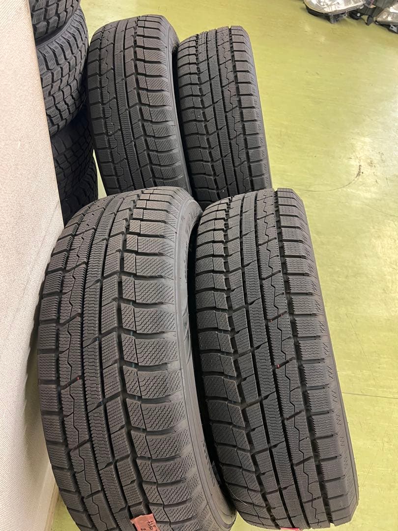 スタッドレス225/60/18 4本 40アルファード使用