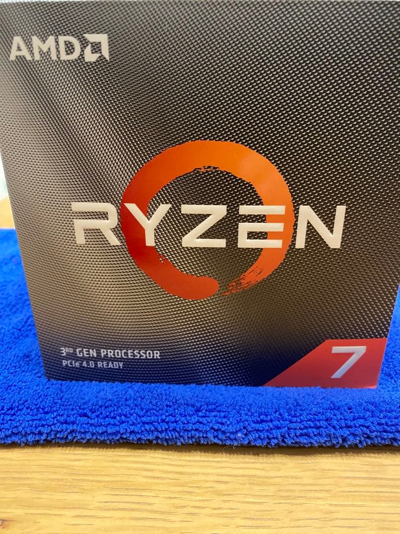 AMD Ryzen 7 3700X 8コア CPU